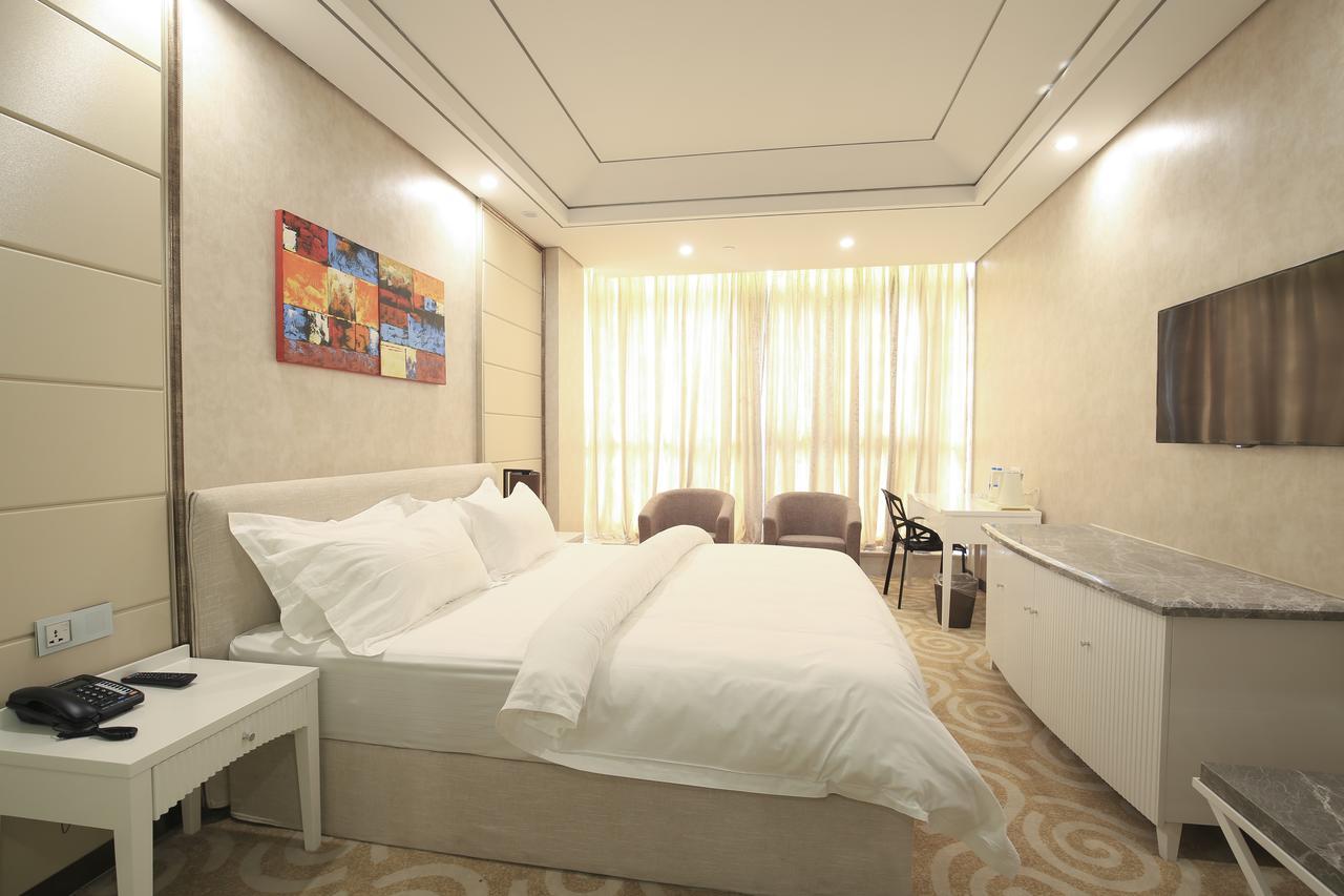 Crown Crystal Hotel Šanghaj Exteriér fotografie